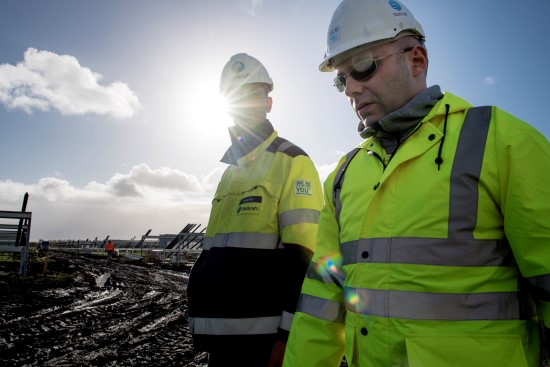 Mitarbeiten in einem Solarpark