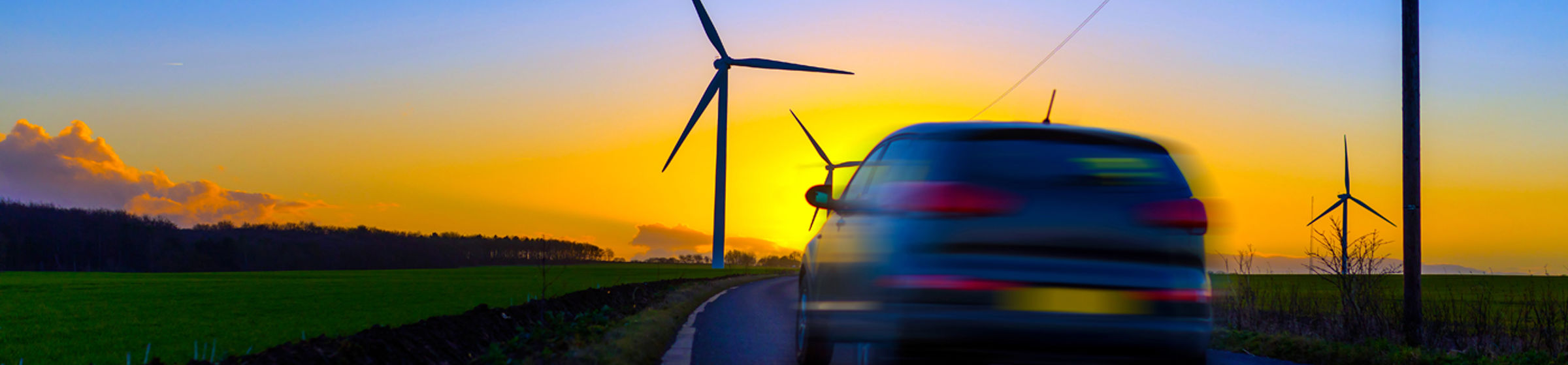 Autos und Windräder