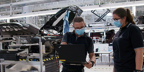 Im Mercedes-Benz Werk