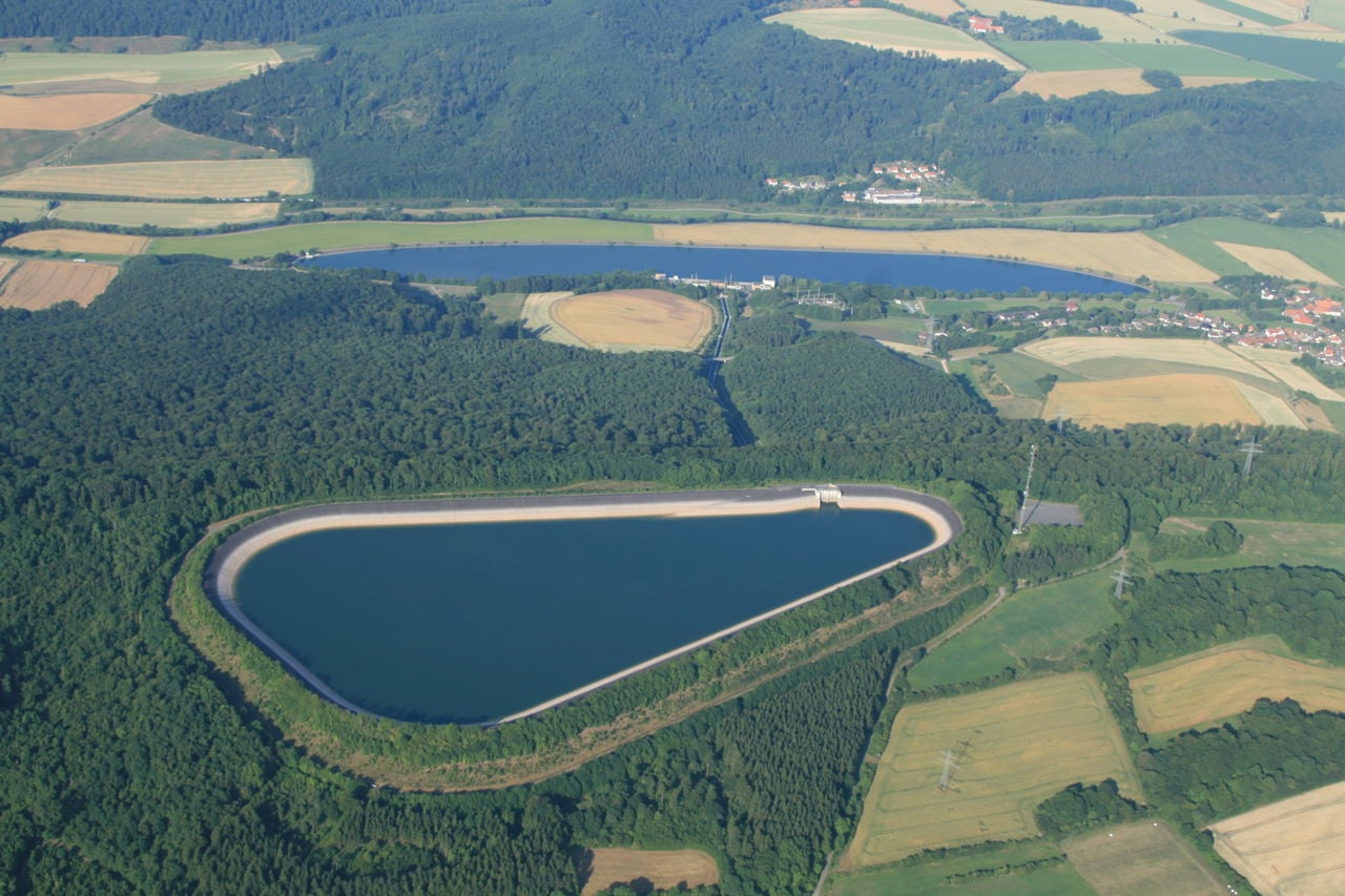 Becken des Pumpspeicherkraftwerks Erzhausen
