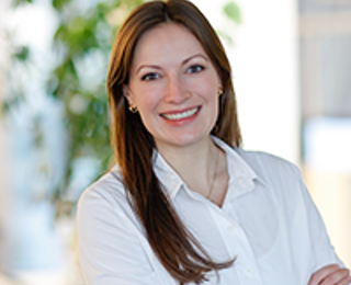 Porträt von Nora Kryßon