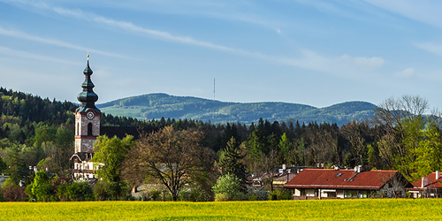 Kirche im Dorf