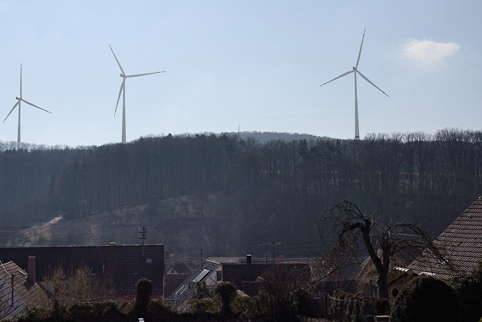 Wertheim Windpark_Simulation vom 05.2025_ Landschaft mit Windrädern