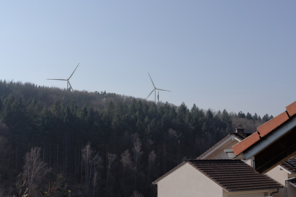 Wertheim Windpark_Simulation vom 05.2025_ Landschaft mit Windrädern