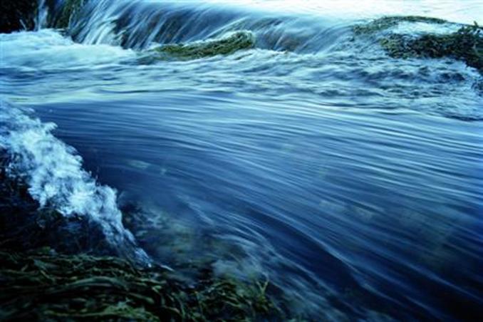 Fließendes Wasser